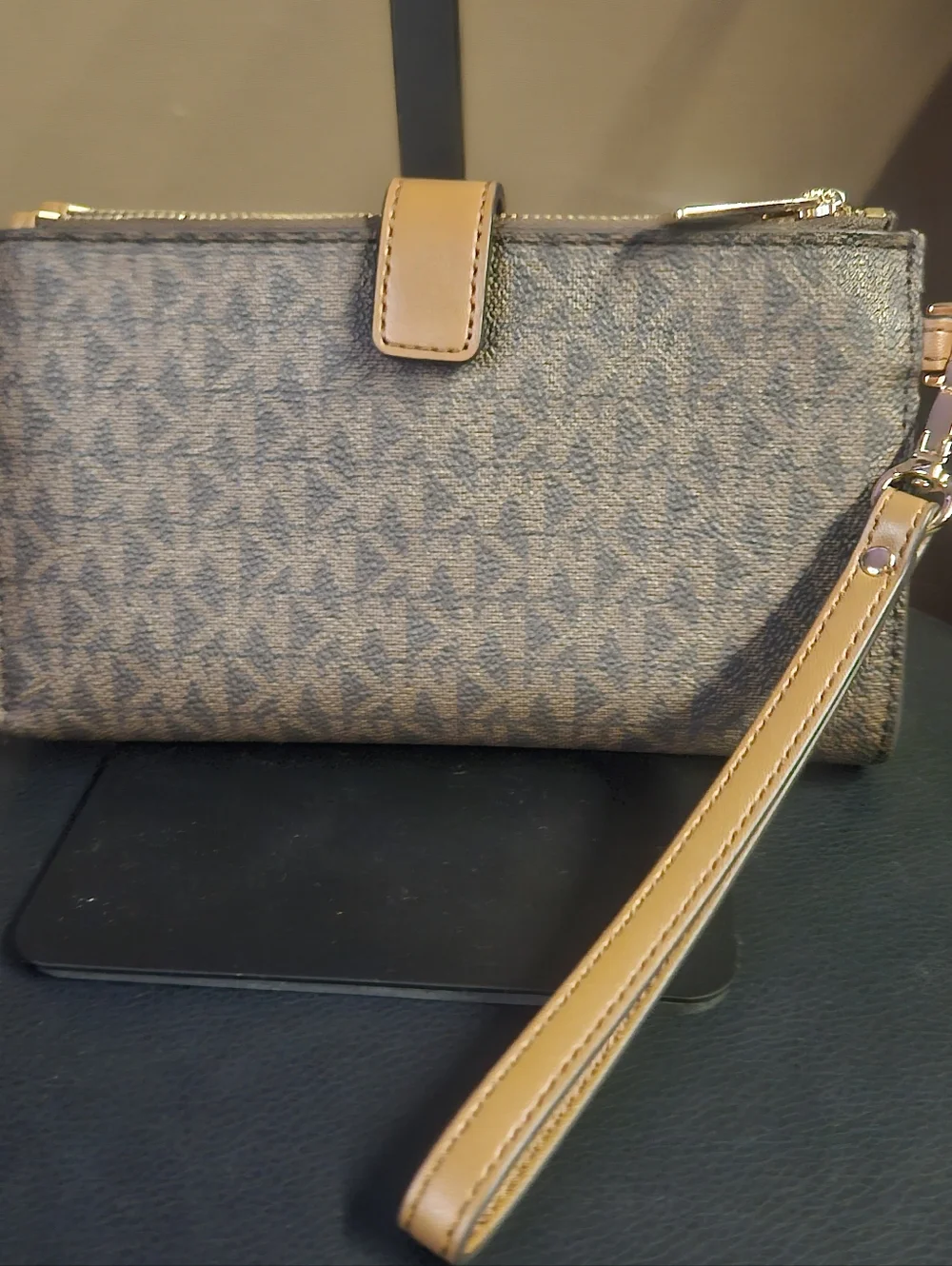 💥Sale💥Michael Kors Jet Set Double Zip Wristlet Phone Wallet - Picture 4 of 16